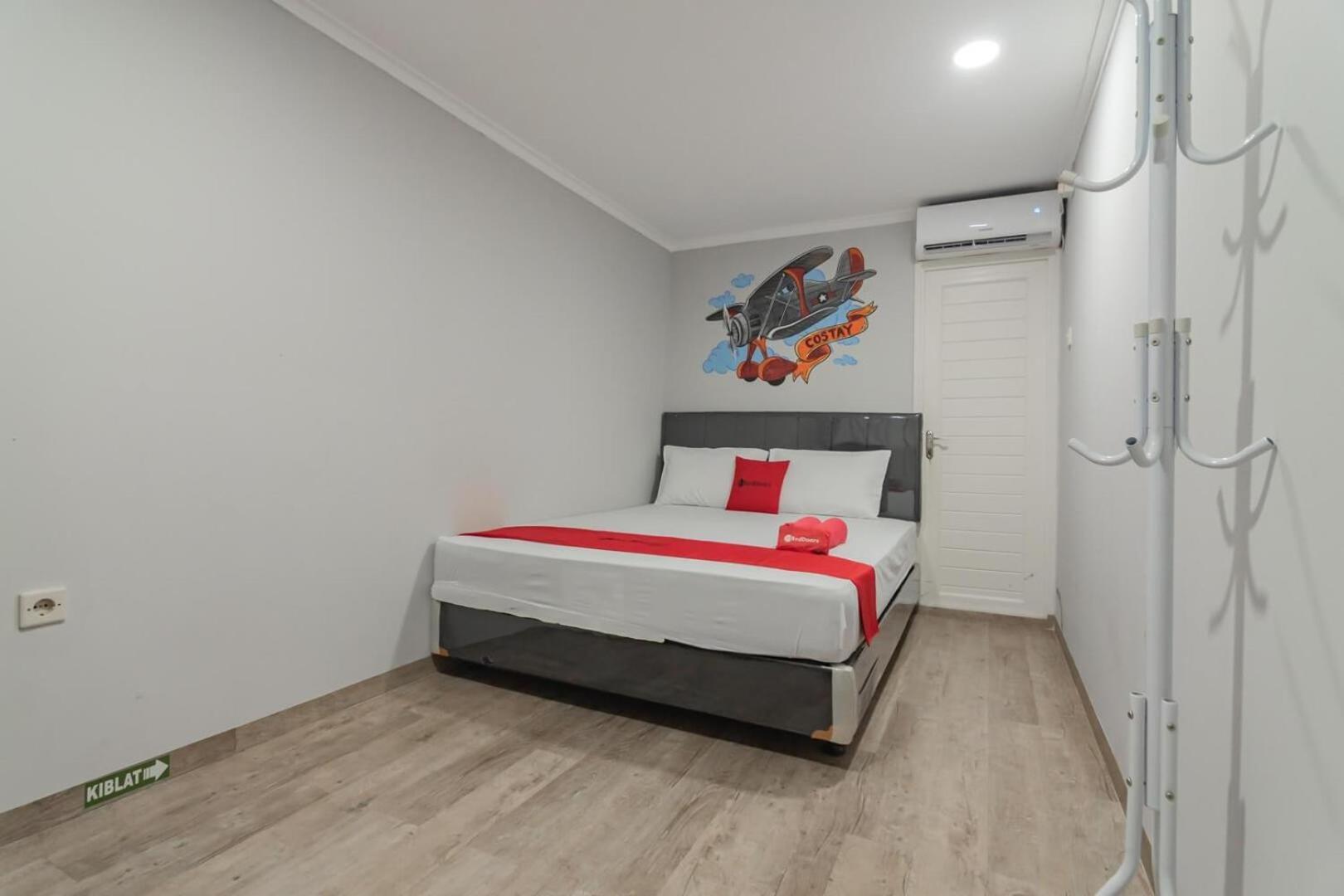 Reddoorz Plus Near Lembang Park & Zoo Екстериор снимка